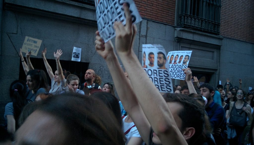 Proteste a madrid contro il sistema giudiziario spagnolo Aprile 2018